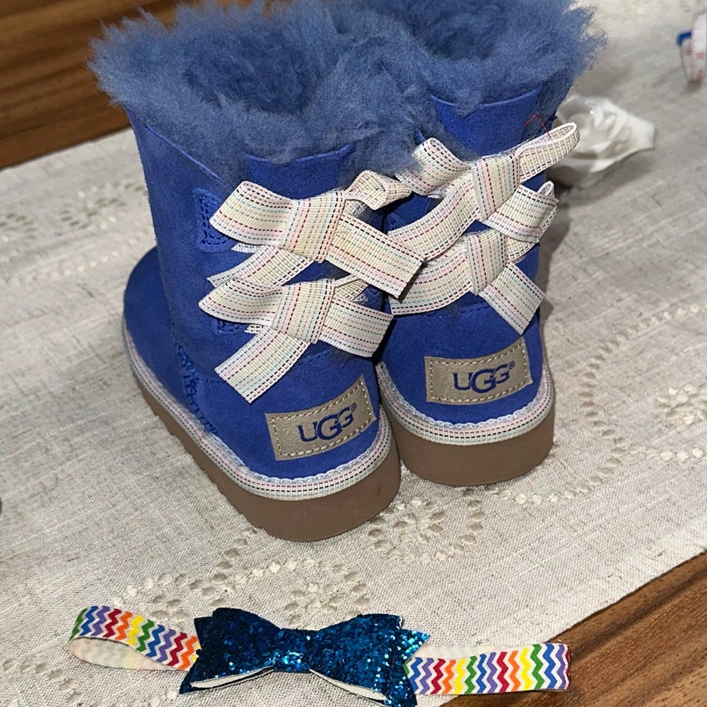 UGGS BAILEY BOW BLUE GIRLS TODDLER SZ 6 BRAND NEW 100% AUTHENTIC NO BOX - Picture 11 of 12